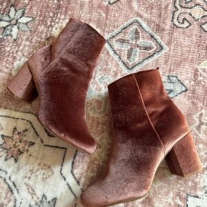 [SOLD] - Elegant Velvet Ankle Boots in Rich Brown